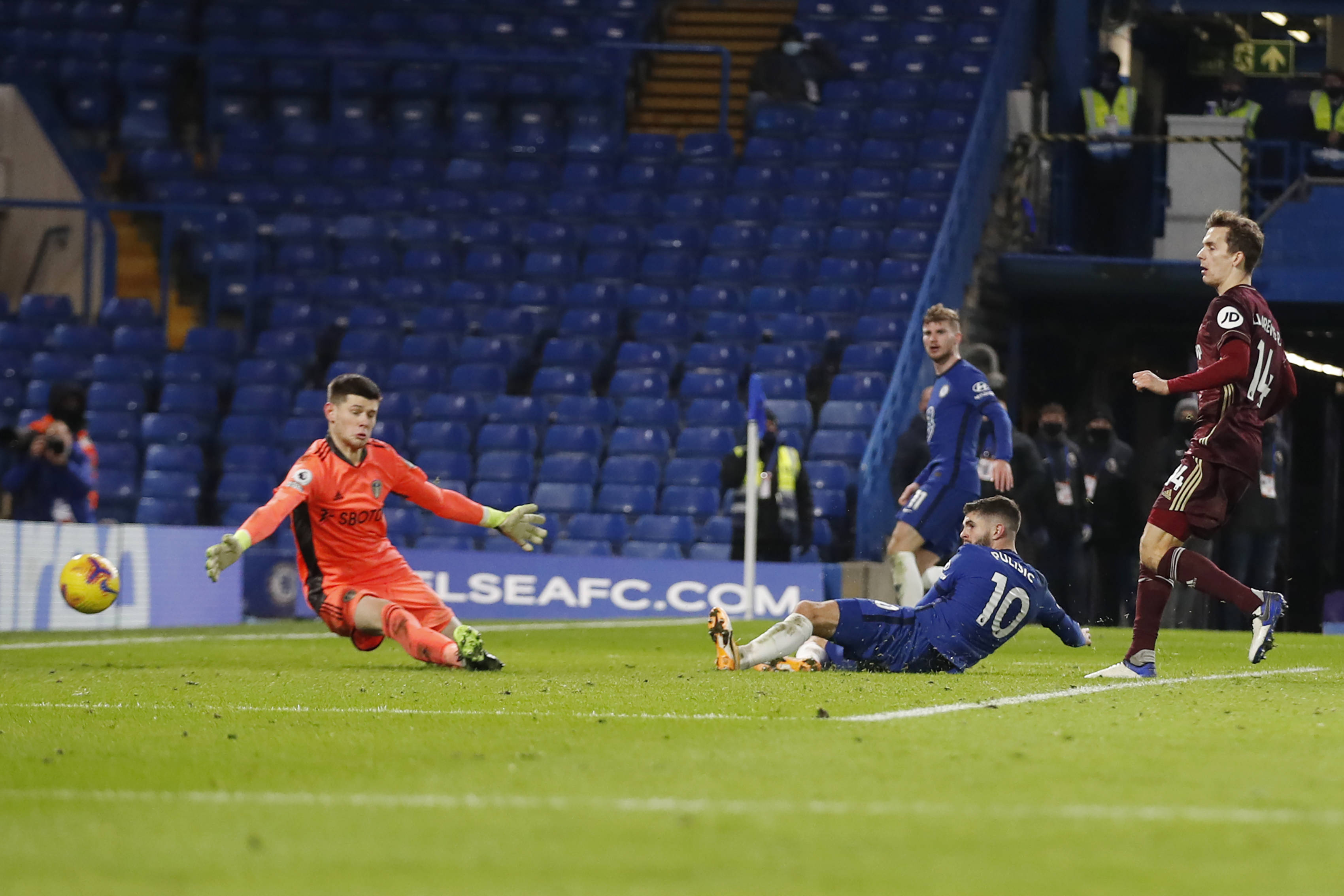 爱年轻球员 爱年轻球员